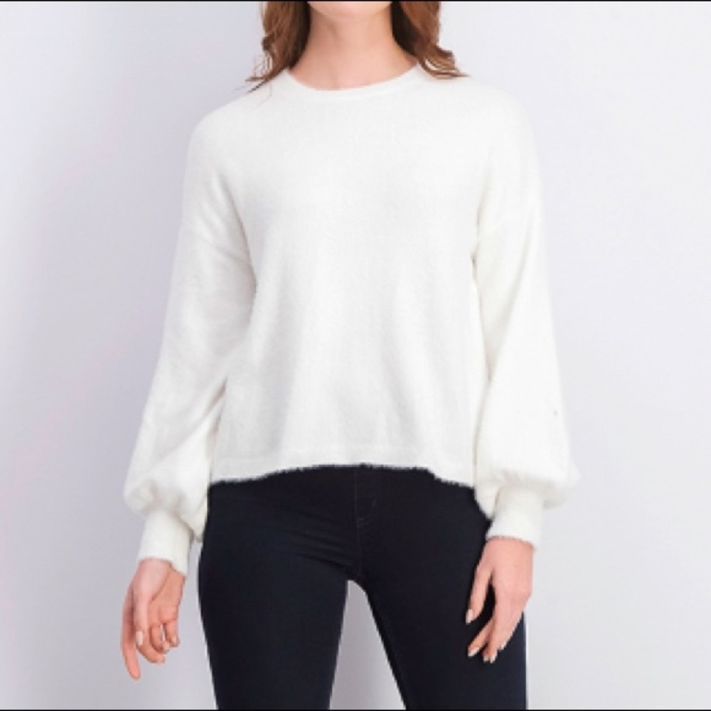 Rachel Roy fuzzy ivory felicity sweater NWT! Large